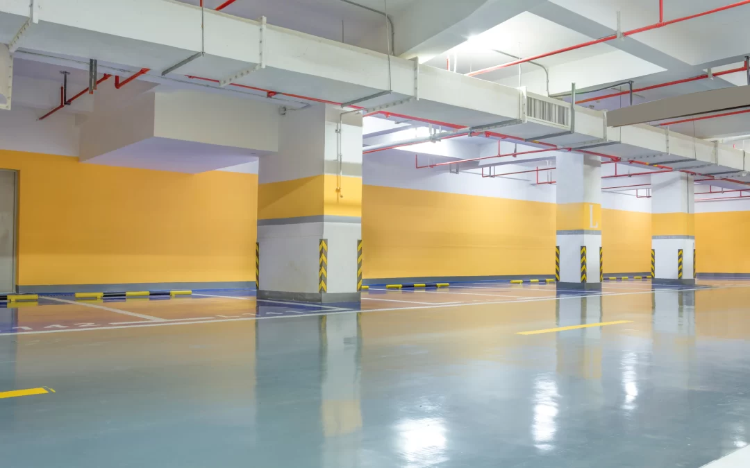 Resina per pavimenti industriali: caratteristiche, tipologie e quando sceglierla